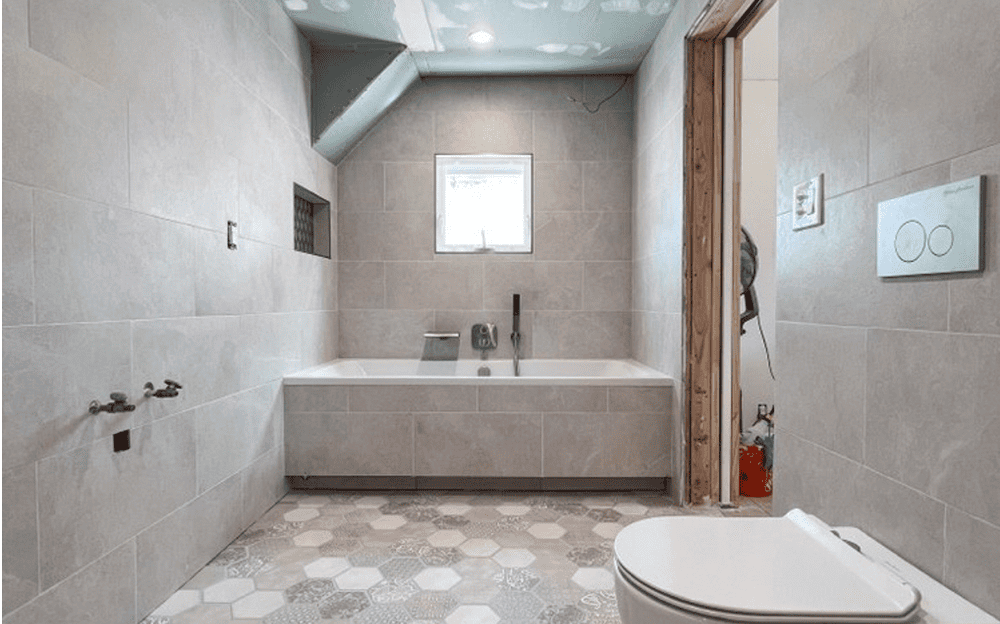 Bathroom-remodeling-before